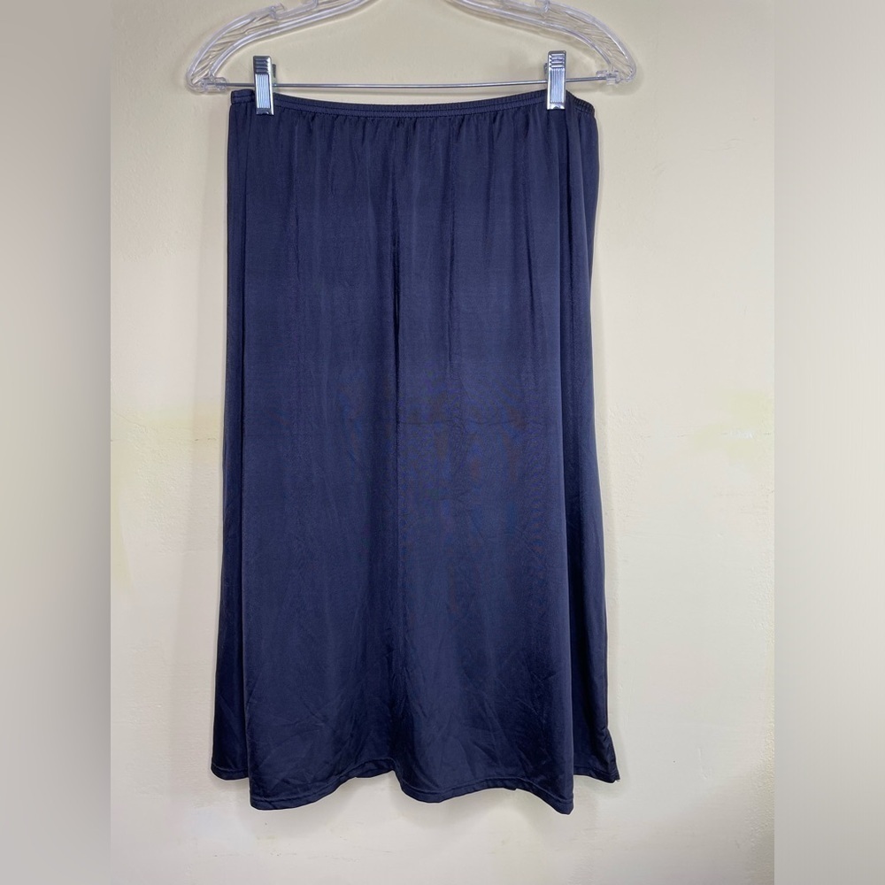 Vanity Fair Black Half Slip Single Slit Solid Hem Size Large